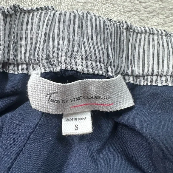 Vince Camuto Embroidered 100% cotton Navy and White Striped Shorts S - Picture 2 of 4